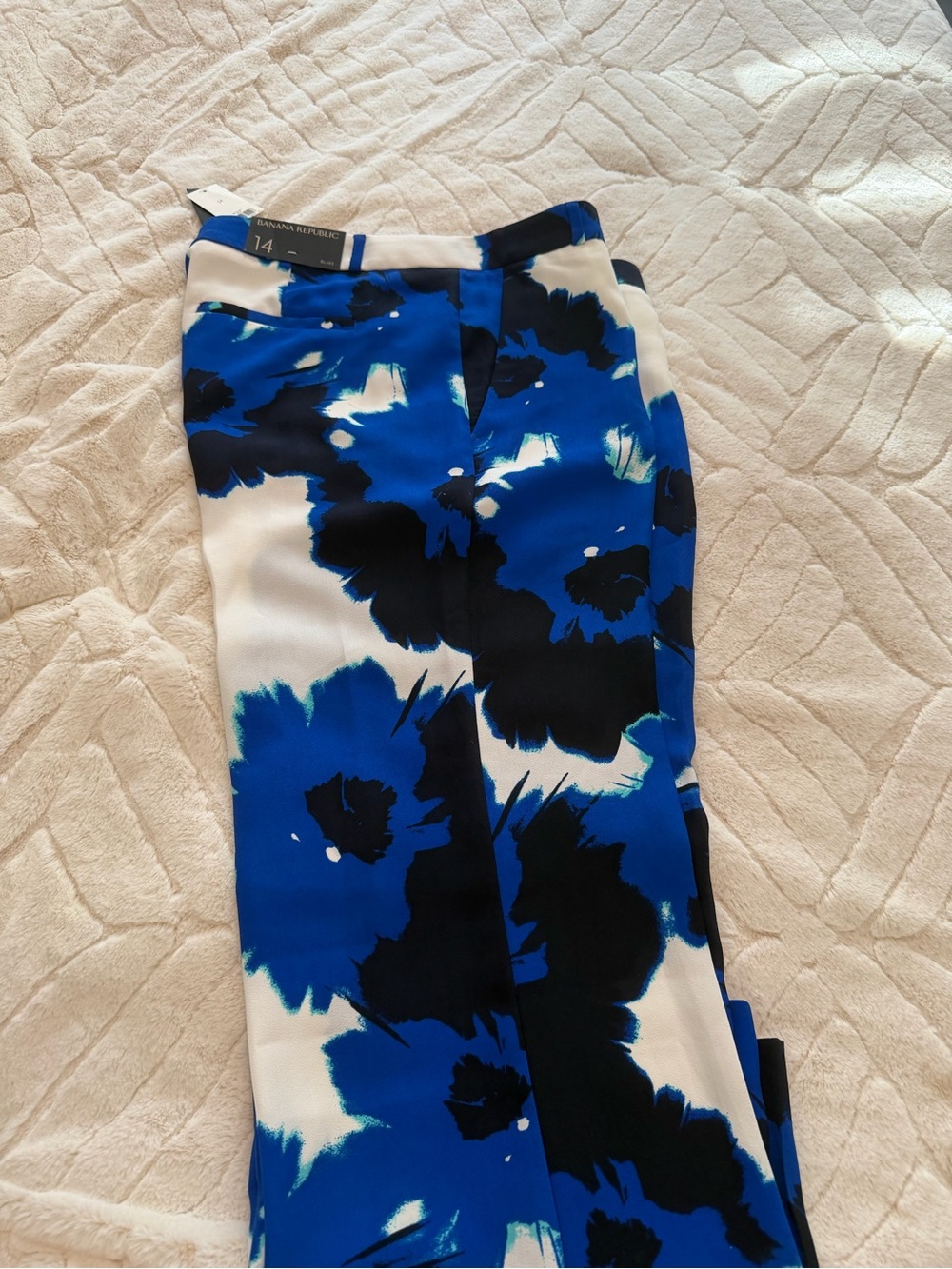 Banana Republic Blue and Black Floral Trousers